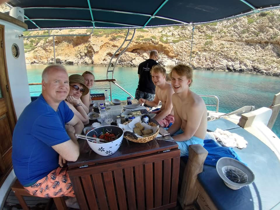 Enjoying a small lunch at Aegeas boat at Sifnos
